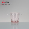 Vaso de policarbonato de vidrio rosado bebiendo copa de agua de cerveza